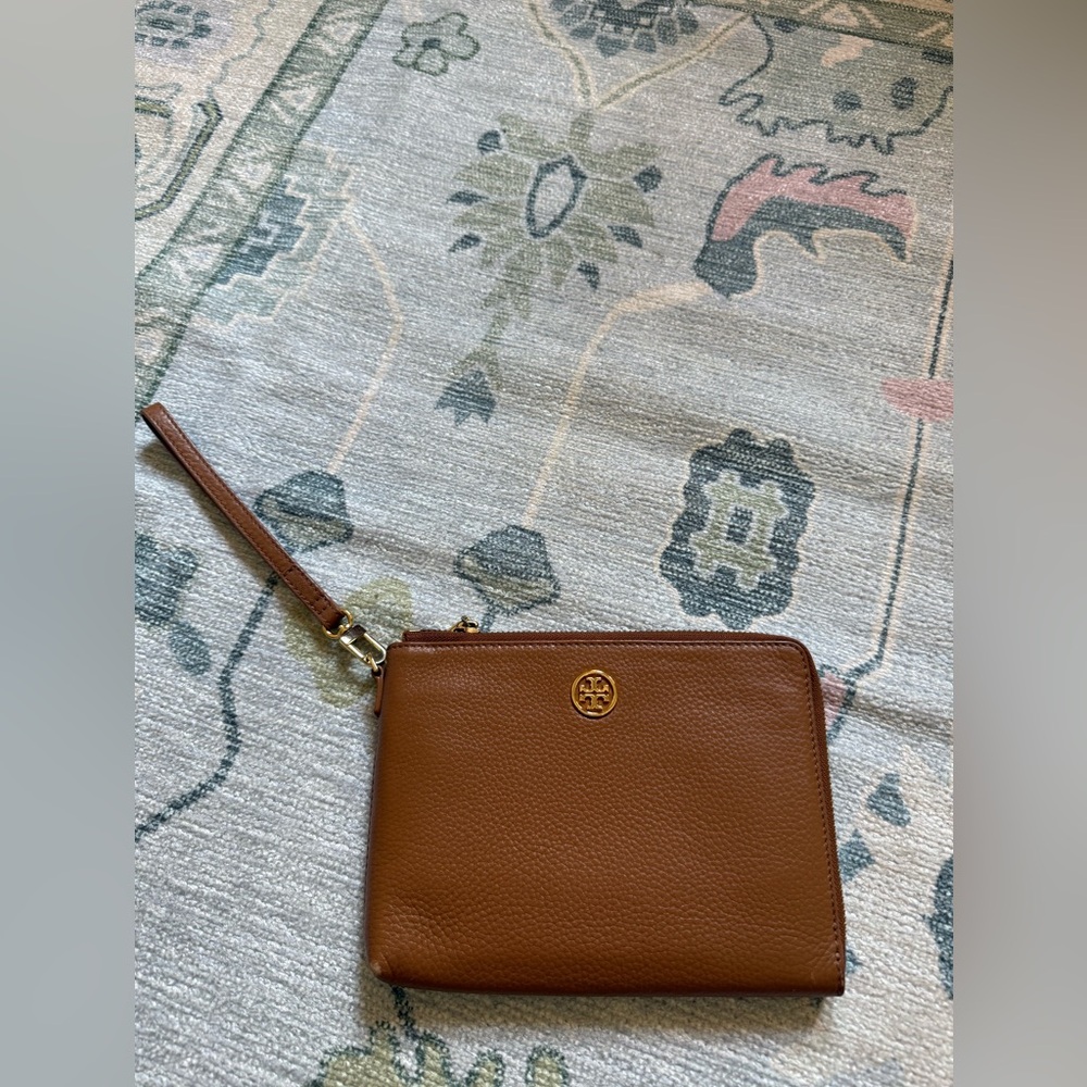 Tory Burch Landon Large Wristlet